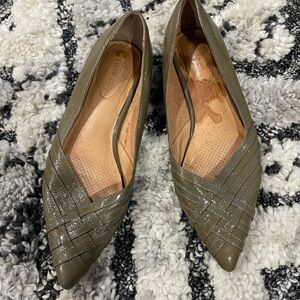 Corso Como Olive Green Pointed Toe Woven Flats